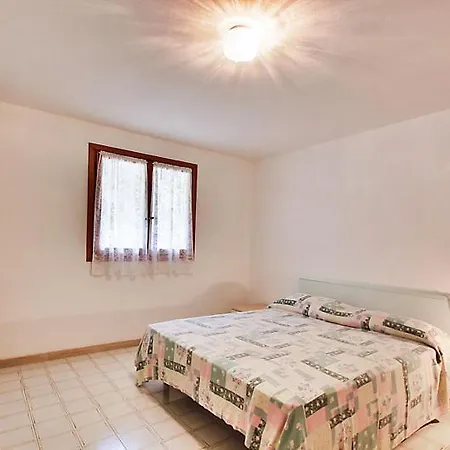 Holiday home Acquamarina